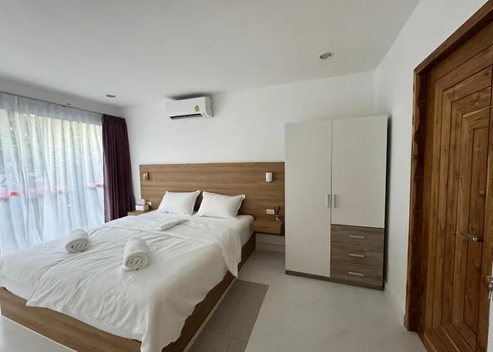Sawan Residence Pool Villas