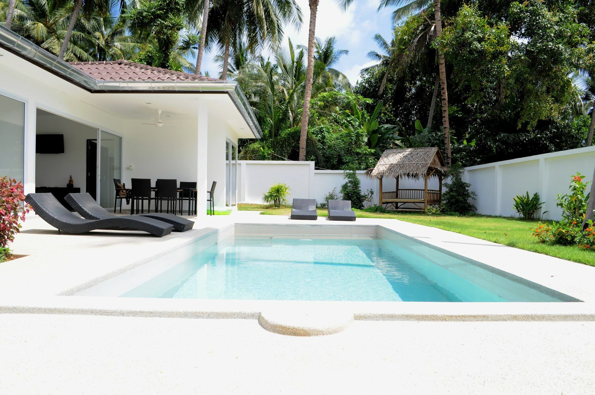 Villa Sawan Pool *